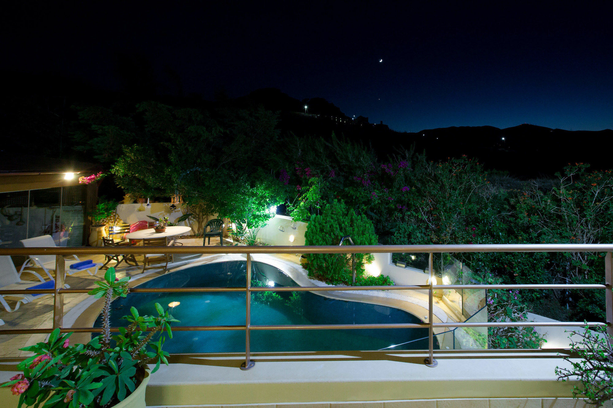 Villa Azure Cove à Agia Pelagia  Extérieur photo